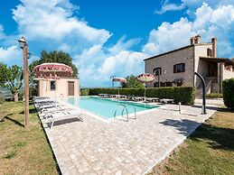 Country House in Cagli With Pool and Views