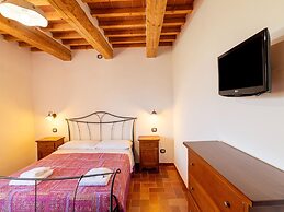Country House in Cagli With Pool and Views