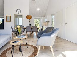 5 Star Holiday Home in Romo