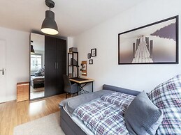 Modern Apartment With 2 Living Rooms
