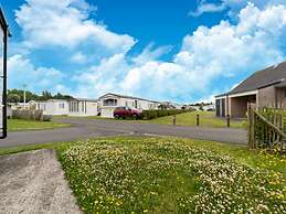 Chalet in De Haan Near Sandy Beaches