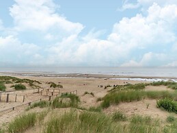Chalet in De Haan Near Sandy Beaches