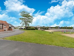 Chalet in De Haan Near Sandy Beaches