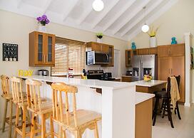 Avant Family Villa