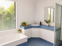 Discover the Charm of Hakea Haven