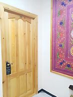 Qamar Hotel