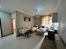 Qamar Hotel