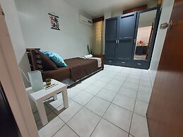 Axis Apartments