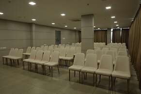 Dreamotel Luxury Suites and Rooms