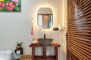 Madeira Javanese Joglo, Jimbaran