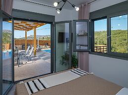 Villa Eleonas With Private Swimming Pool