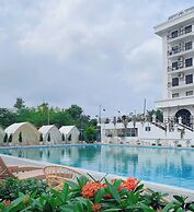 LUXURY PHOENIX HOTEL 2