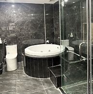 LUXURY PHOENIX HOTEL 2