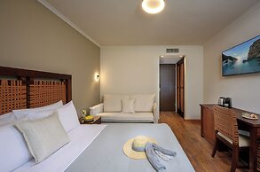 Elisso Hotel