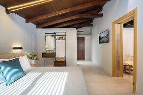 Elisso Hotel