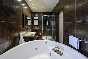 Elisso Hotel