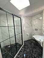 Öz Tralles otel