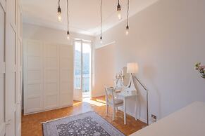 Villa Chiara Moltrasio With Private Garden