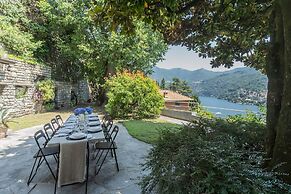 Villa Chiara Moltrasio With Private Garden