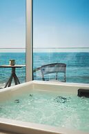 Elia Sea Suites
