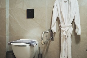 Elia Sea Suites