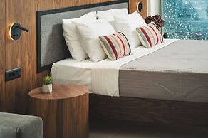 Elia Sea Suites