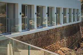 Elia Sea Suites
