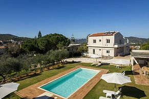 Villa Adam