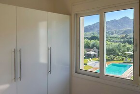 Villa Adam
