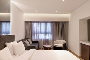 Nur Edge Aparthotel - Acropolis Skyline