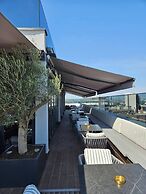 Lumière Hotel