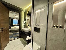 Lumière Hotel