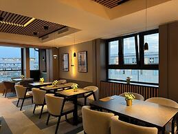 Lumière Hotel