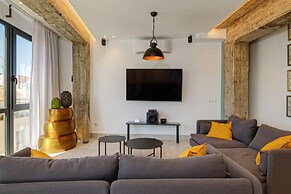 Luxury Apartments In Málaga by Seric