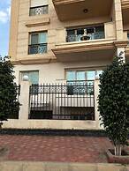 Lovely 3-Bedroom Apartment Maadi