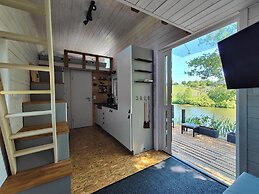 TinyHousebeiDresden – klein, aber fein, beste Lage mit großer Terrasse