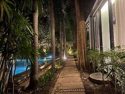 Tunnel Urban Retreat