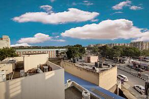 Hotel Silky Palace By GRB