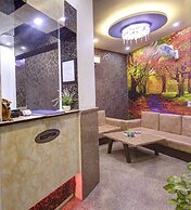 Hotel Silky Palace By GRB