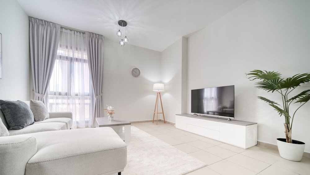 KOHH - 1BR in Oasis Residence 4