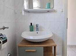 Apartment M & VALENTIN