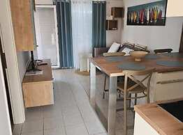 Apartment M & VALENTIN