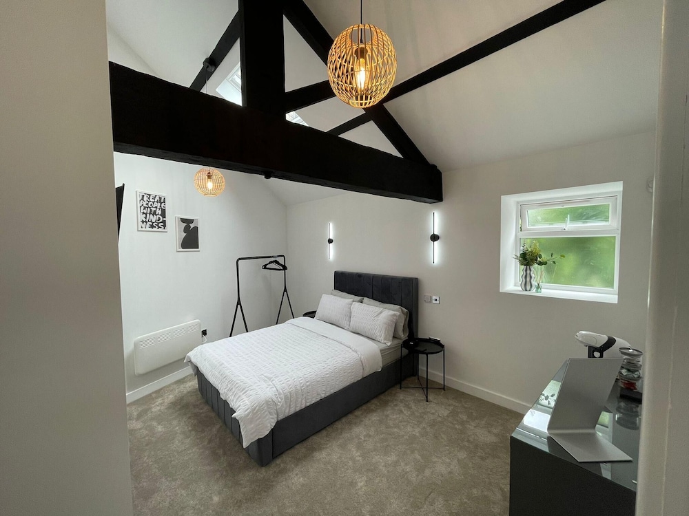 Cozy Studio in Brighouse