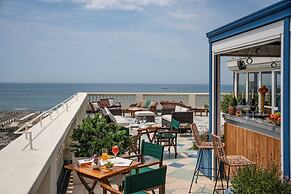 Butterfly Beachside Apartment