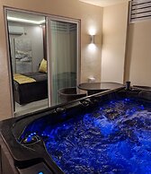 Domus Boutique Hotel