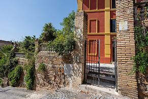 Rampa Brancaleone Charming Apartment With View