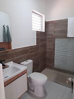 Villa Paradiso Sleeps 8 With Pool