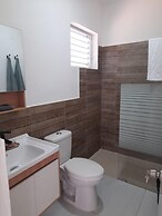 Villa Sleeps 8 With Private Pool