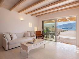 Donum Dei Seaside Suites & Villa