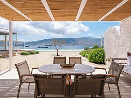 Donum Dei Seaside Suites & Villa